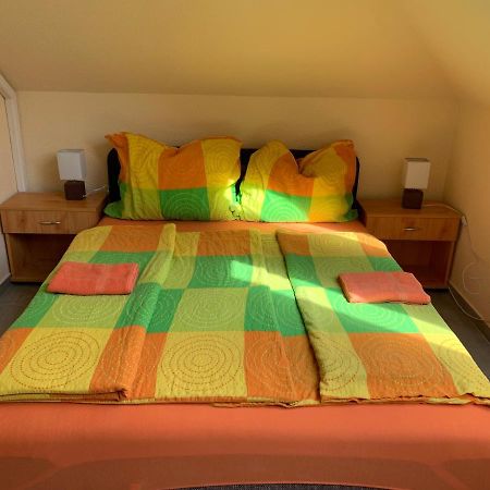 Balaton Kinizsi Apartman Siofok Luaran gambar