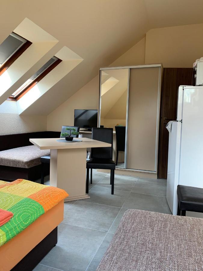 Balaton Kinizsi Apartman Siofok Luaran gambar