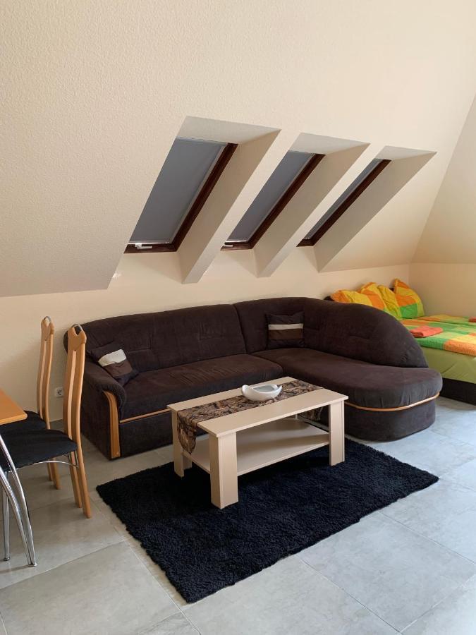 Balaton Kinizsi Apartman Siofok Luaran gambar