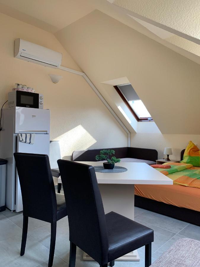 Balaton Kinizsi Apartman Siofok Luaran gambar