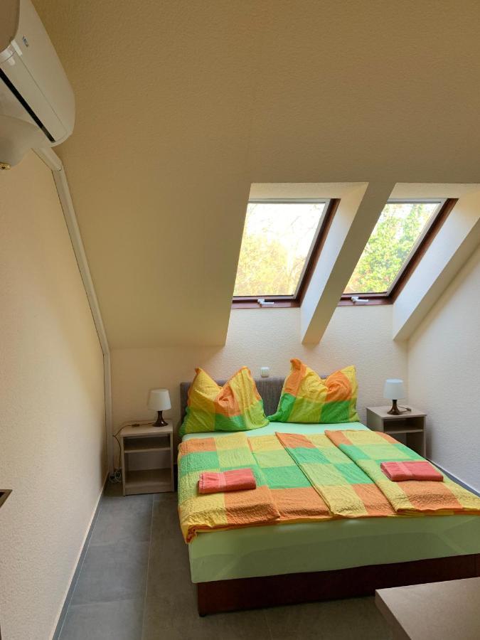 Balaton Kinizsi Apartman Siofok Luaran gambar