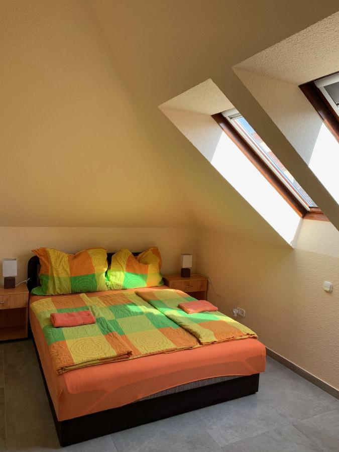 Balaton Kinizsi Apartman Siofok Luaran gambar