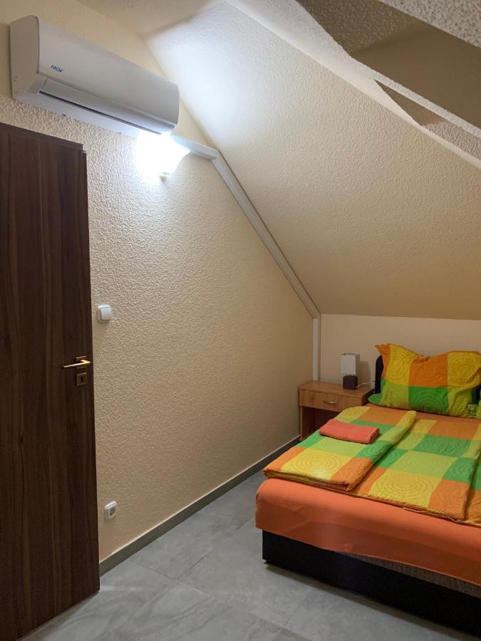 Balaton Kinizsi Apartman Siofok Luaran gambar