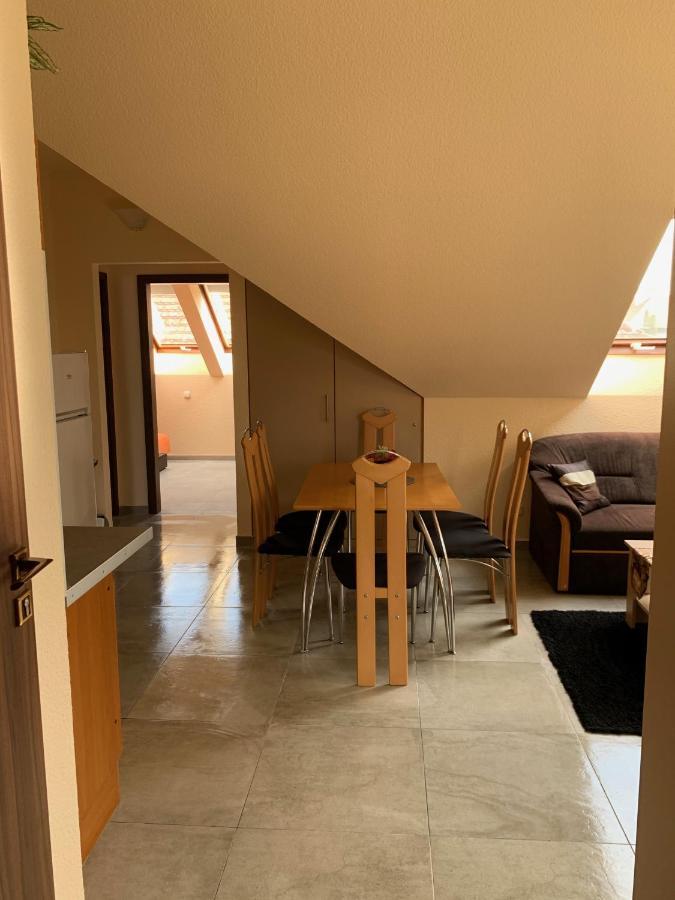 Balaton Kinizsi Apartman Siofok Luaran gambar