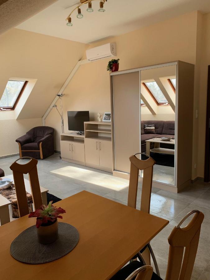 Balaton Kinizsi Apartman Siofok Luaran gambar