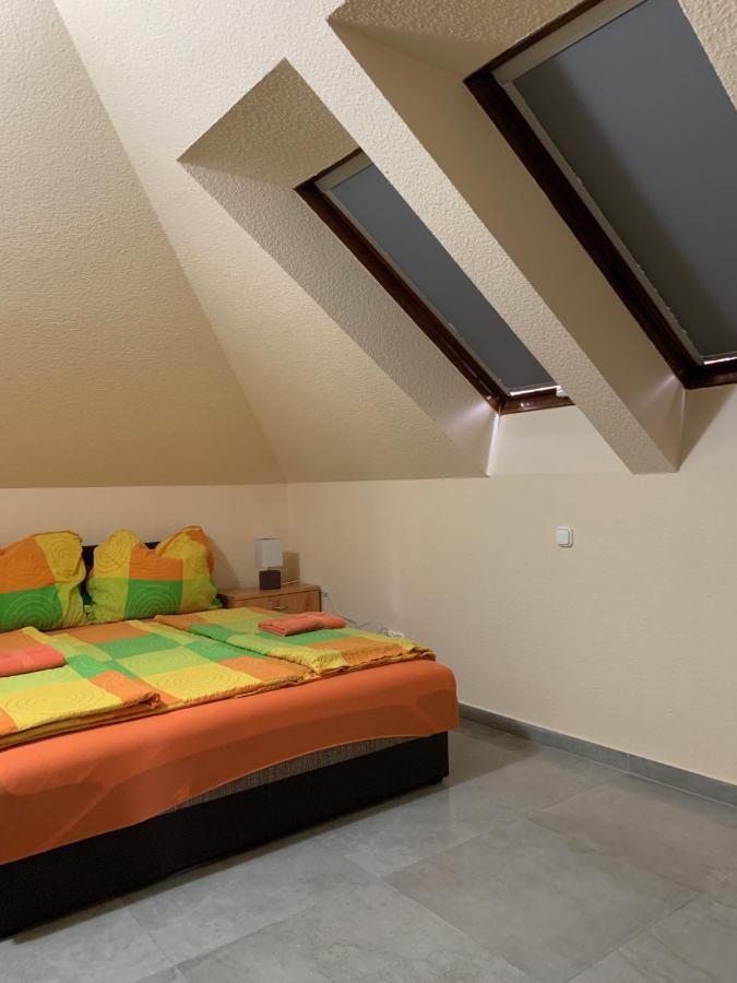 Balaton Kinizsi Apartman Siofok Luaran gambar