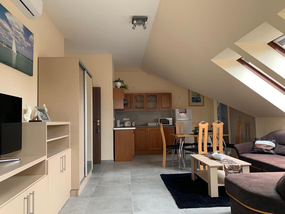 Balaton Kinizsi Apartman Siofok Luaran gambar