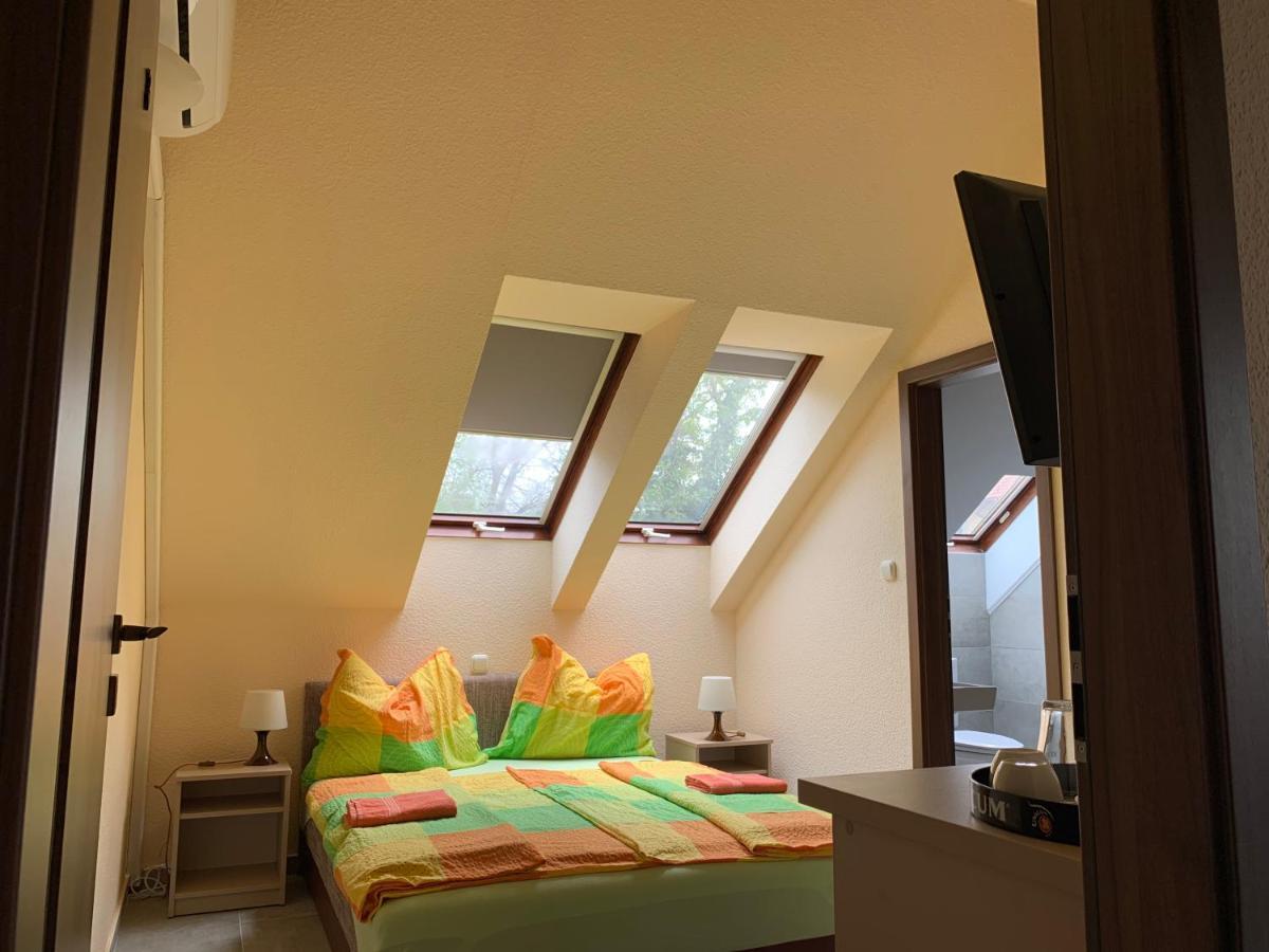 Balaton Kinizsi Apartman Siofok Luaran gambar