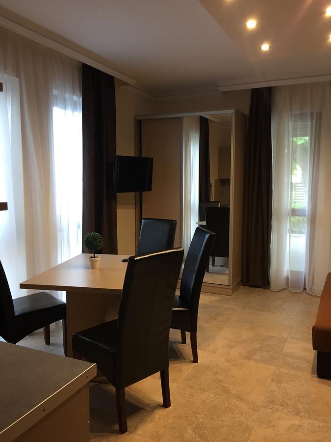 Balaton Kinizsi Apartman Siofok Luaran gambar