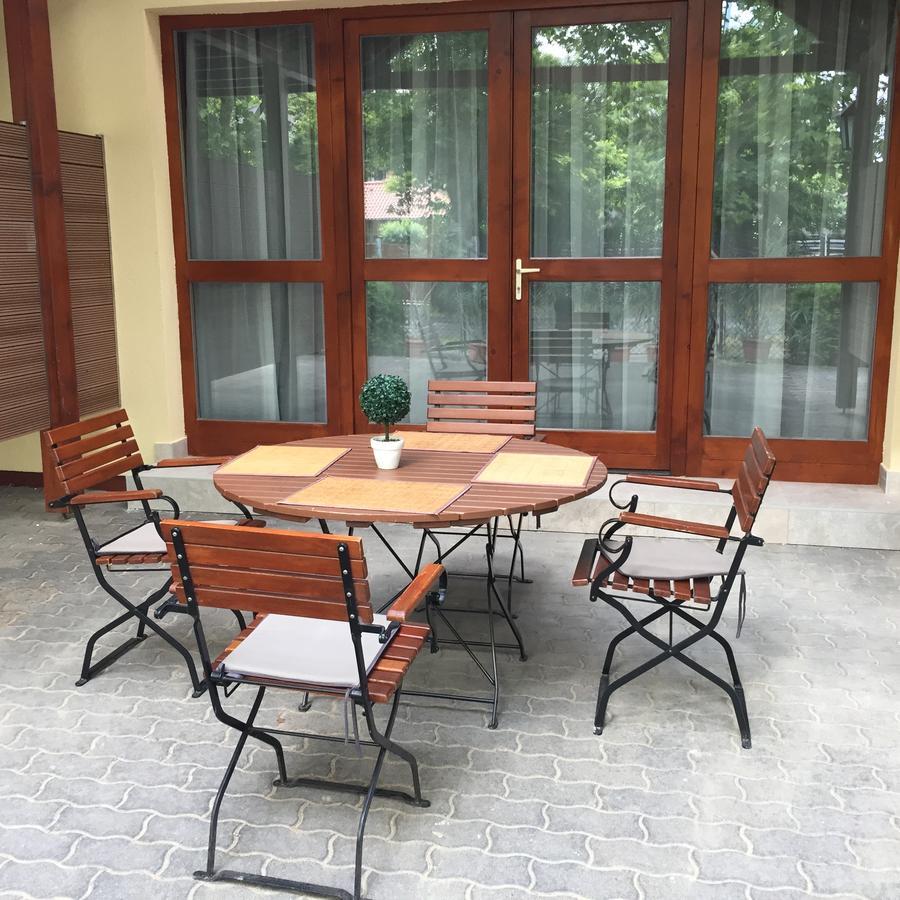 Balaton Kinizsi Apartman Siofok Luaran gambar
