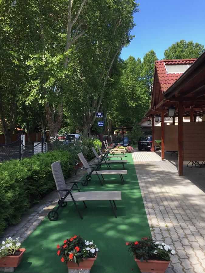 Balaton Kinizsi Apartman Siofok Luaran gambar